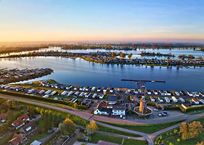 Apartment Koeck Maasbommel